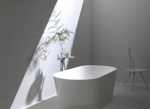 Frestehende Badewanne Laufen Pro.