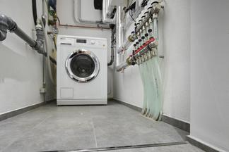 Nachträglich eingefräste Fußbodenheizung