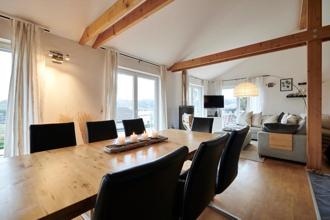 Wohnzimmer in einem Einfamilienhaus